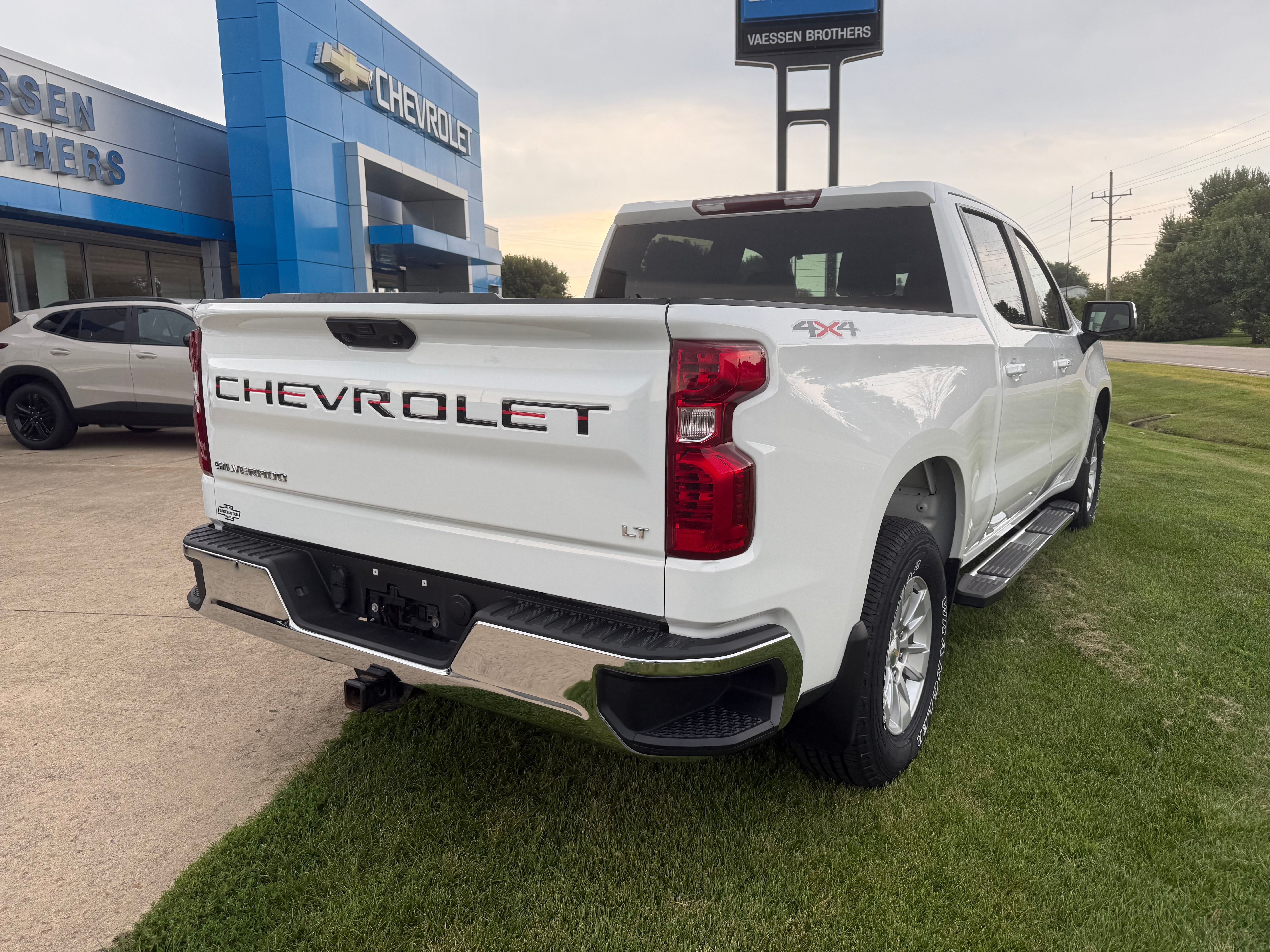 2023 Chevrolet Silverado 1500 LT
