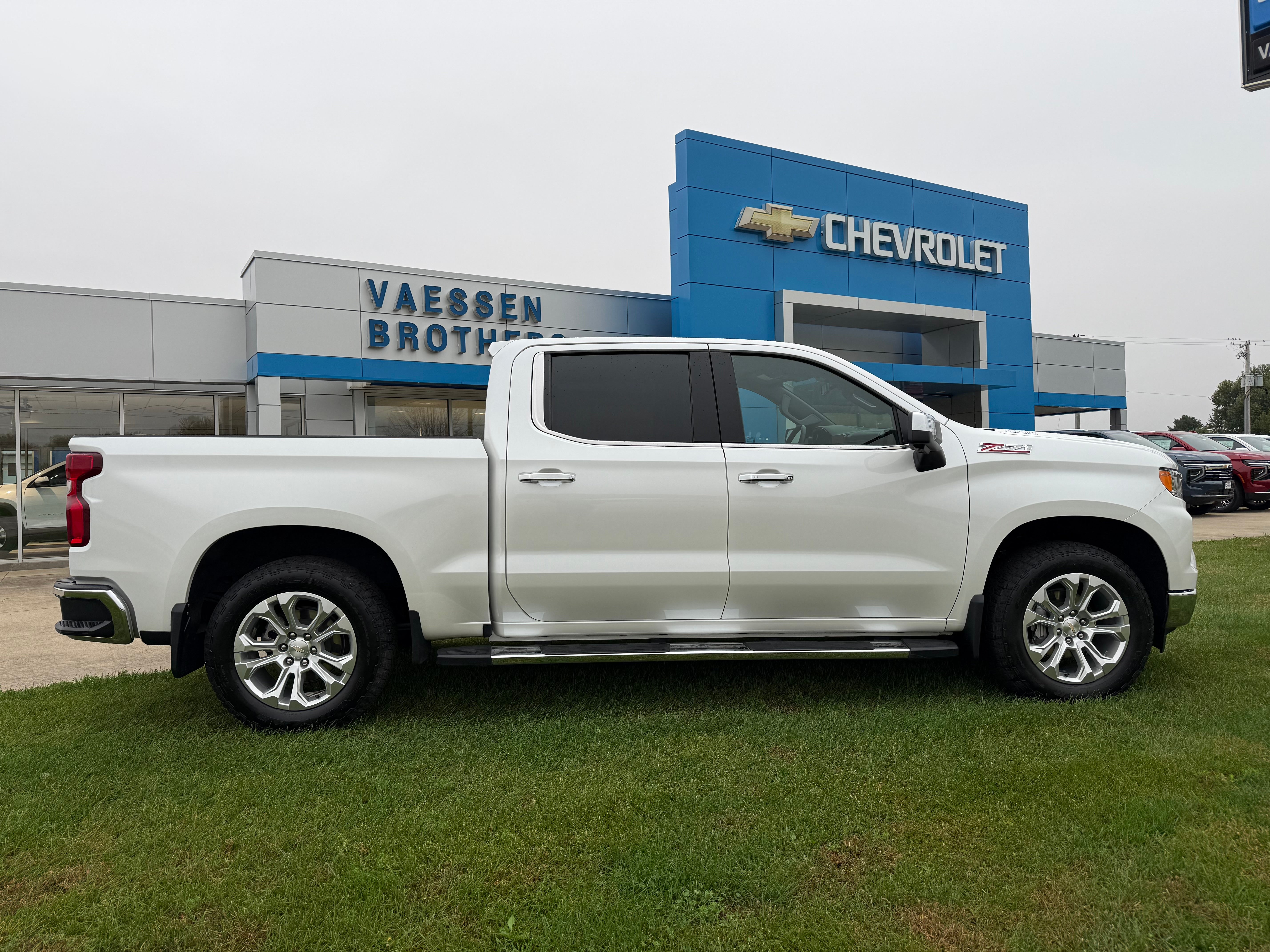 2024 Chevrolet Silverado 1500 LTZ