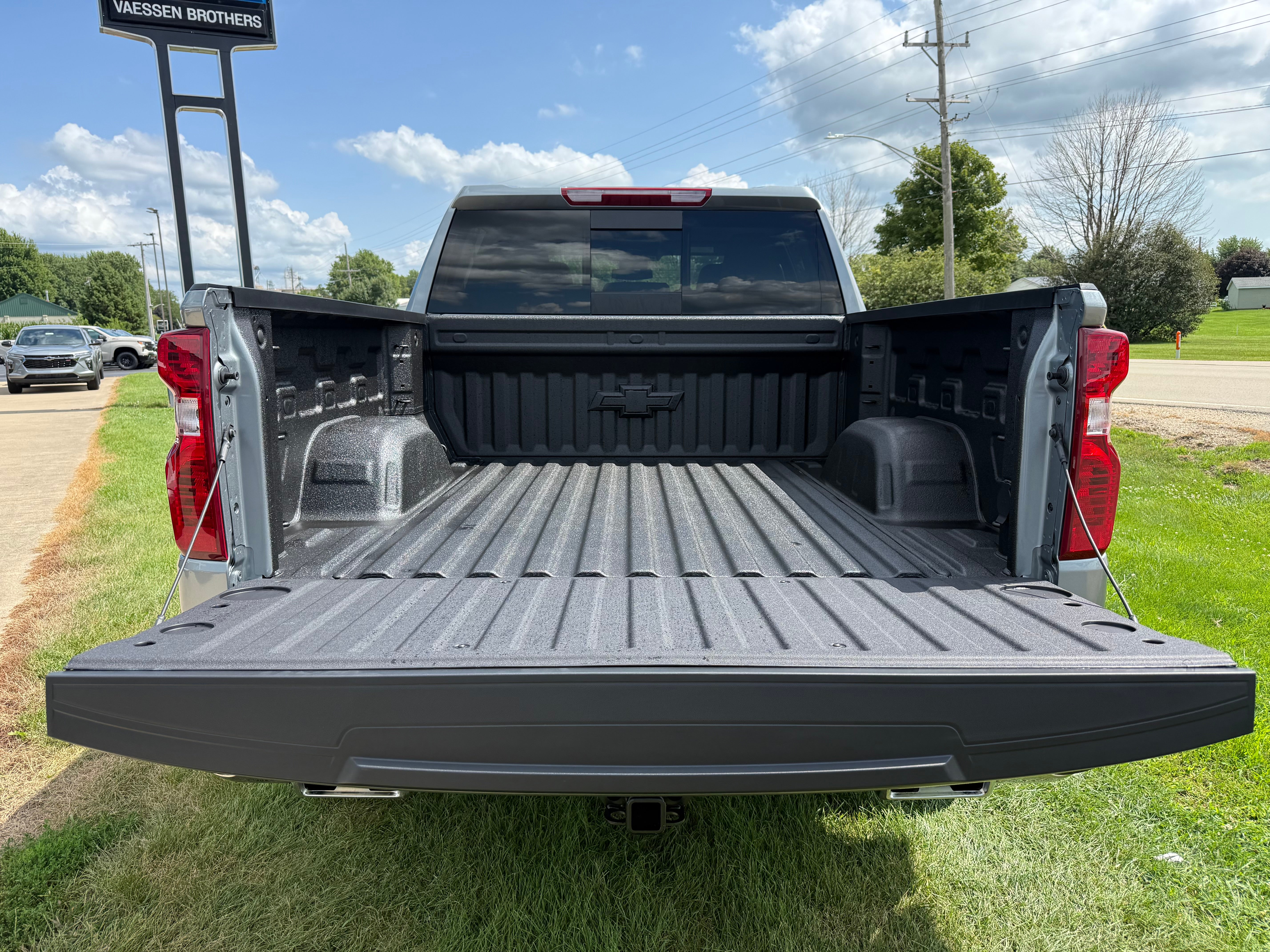 2026 Chevrolet Silverado 1500 LT - Photo 11