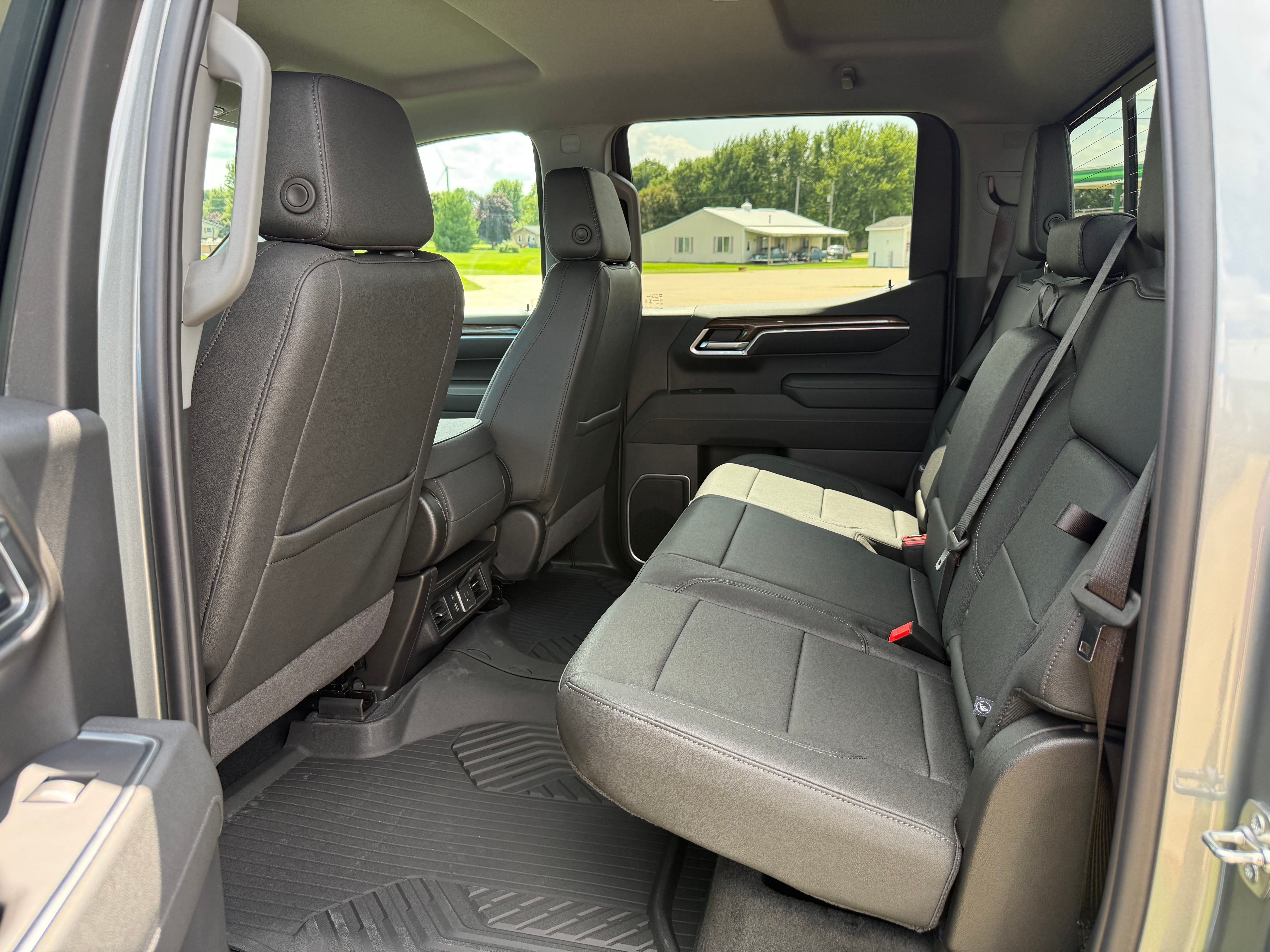 2026 Chevrolet Silverado 1500 LT - Photo 12