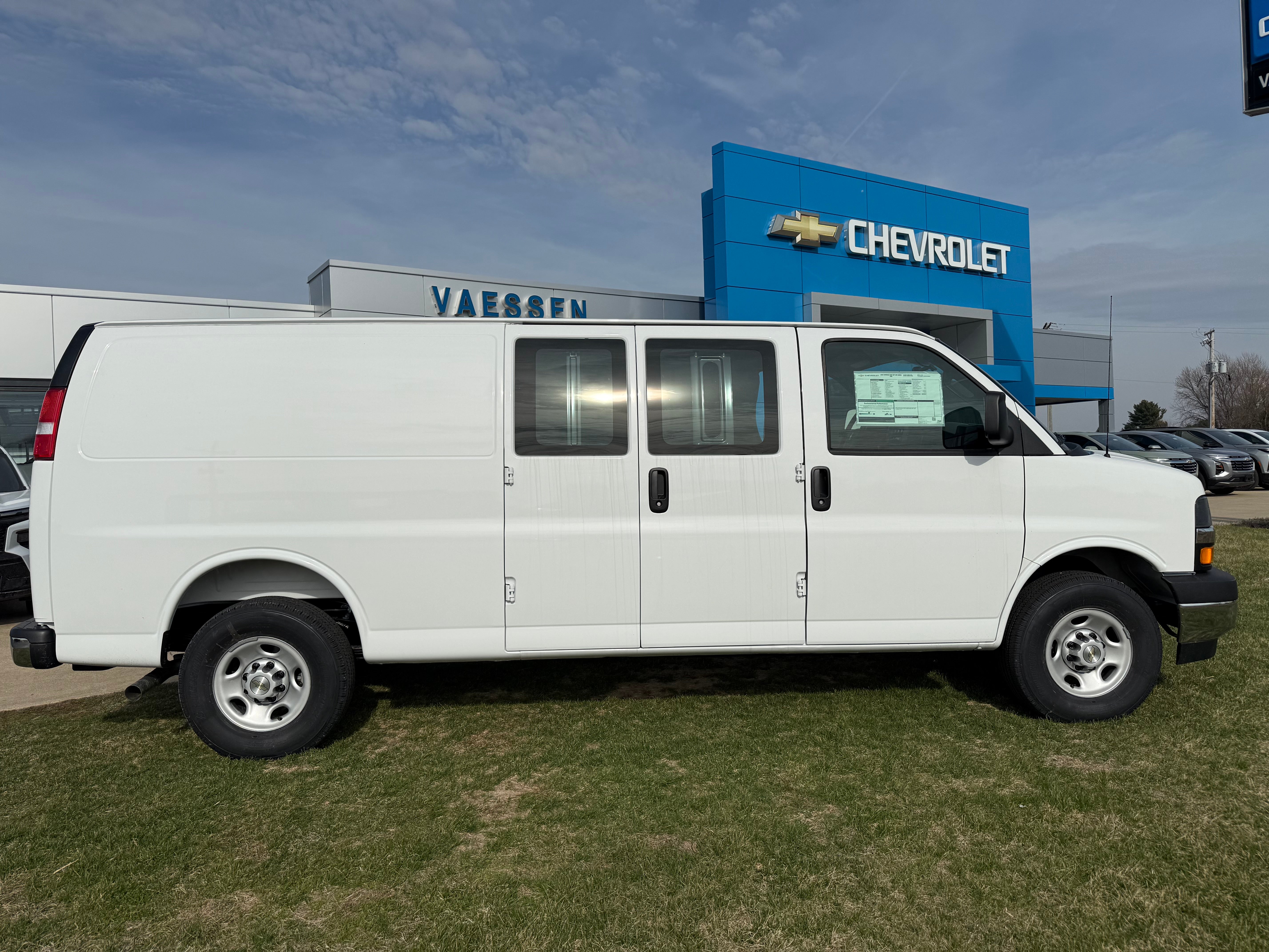 2026 Chevrolet Express Cargo WT