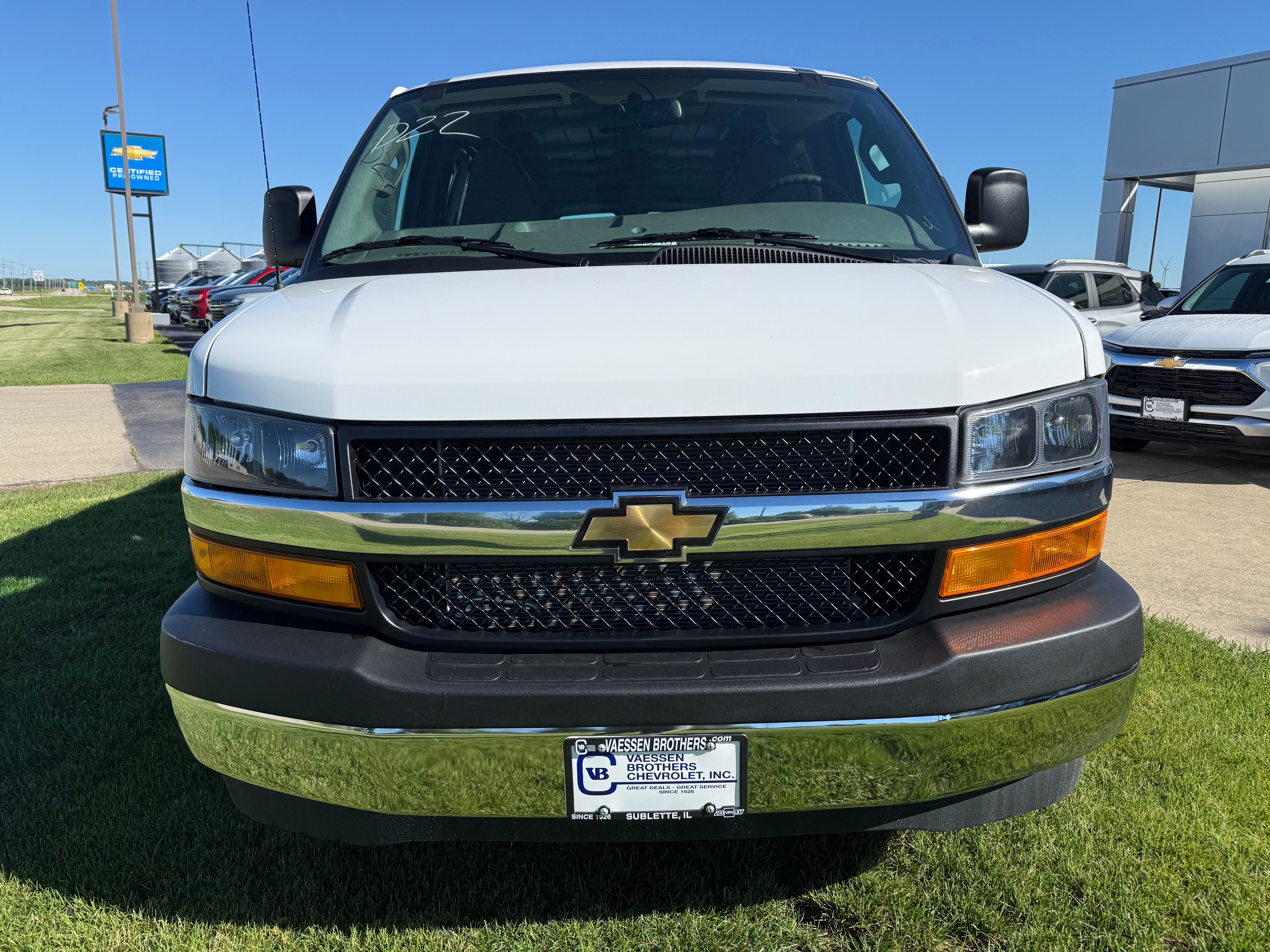 2026 Chevrolet Express Cargo WT