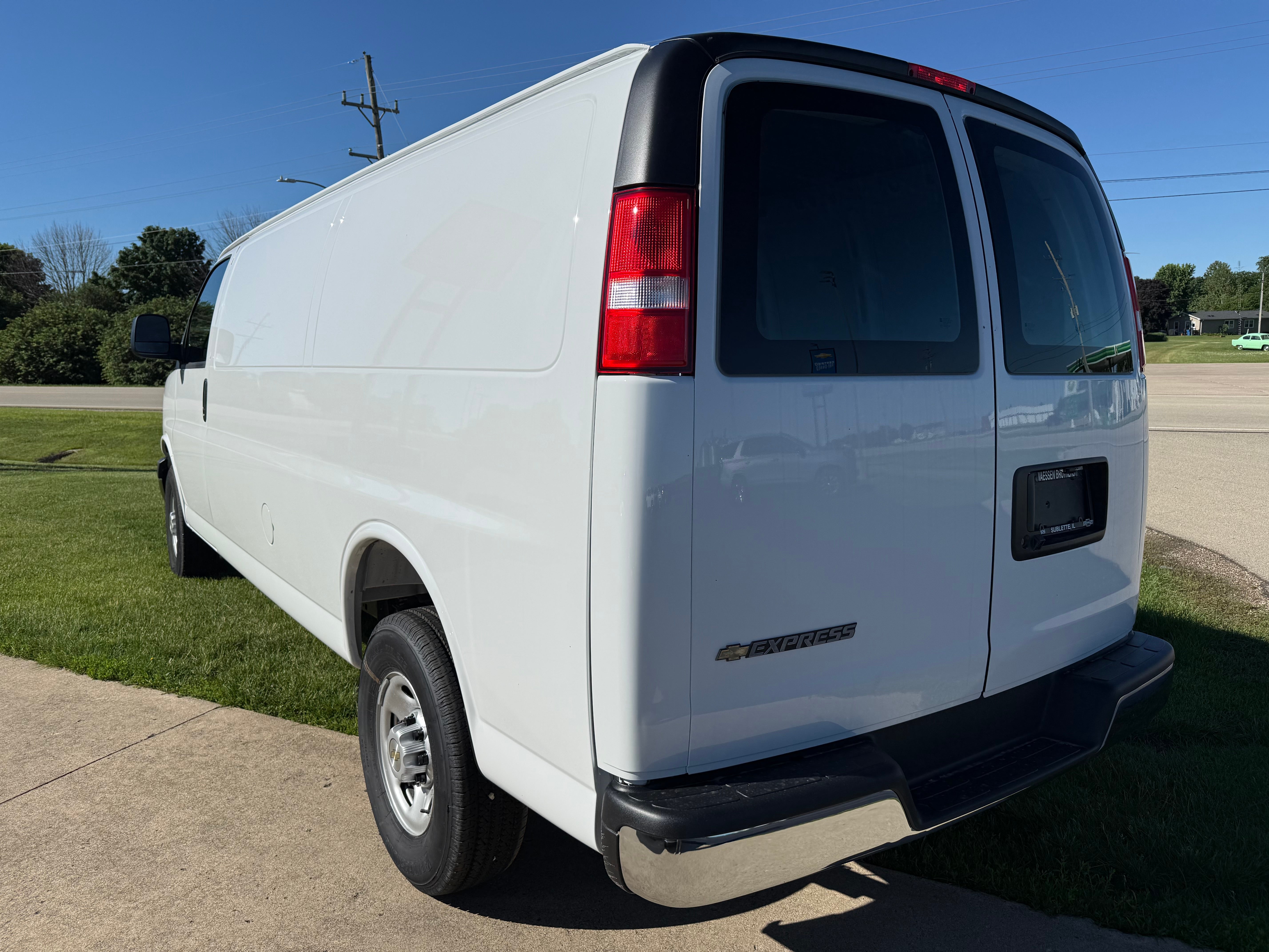 2026 Chevrolet Express Cargo WT