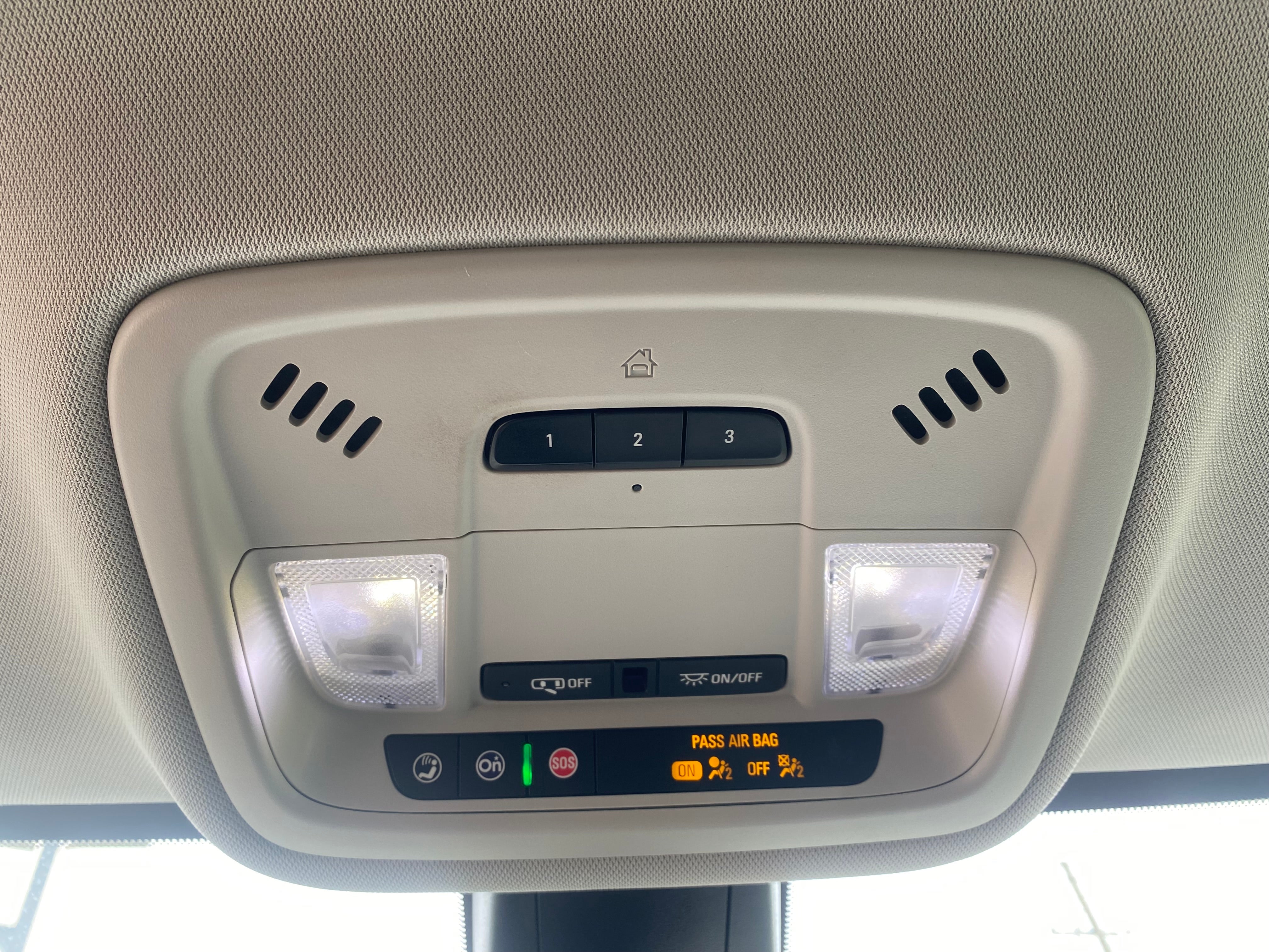 2021 Chevrolet Traverse Premier