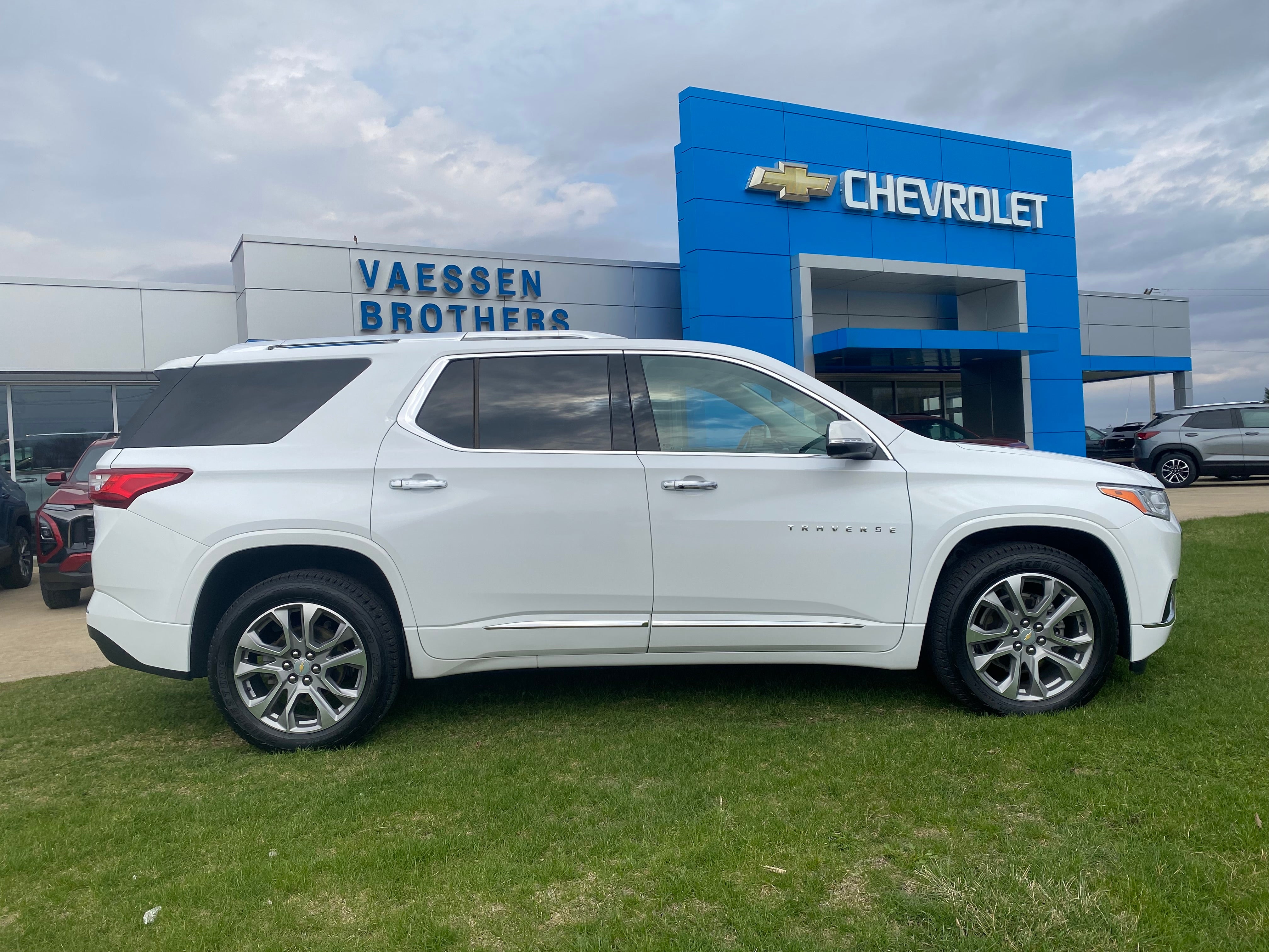 2021 Chevrolet Traverse Premier