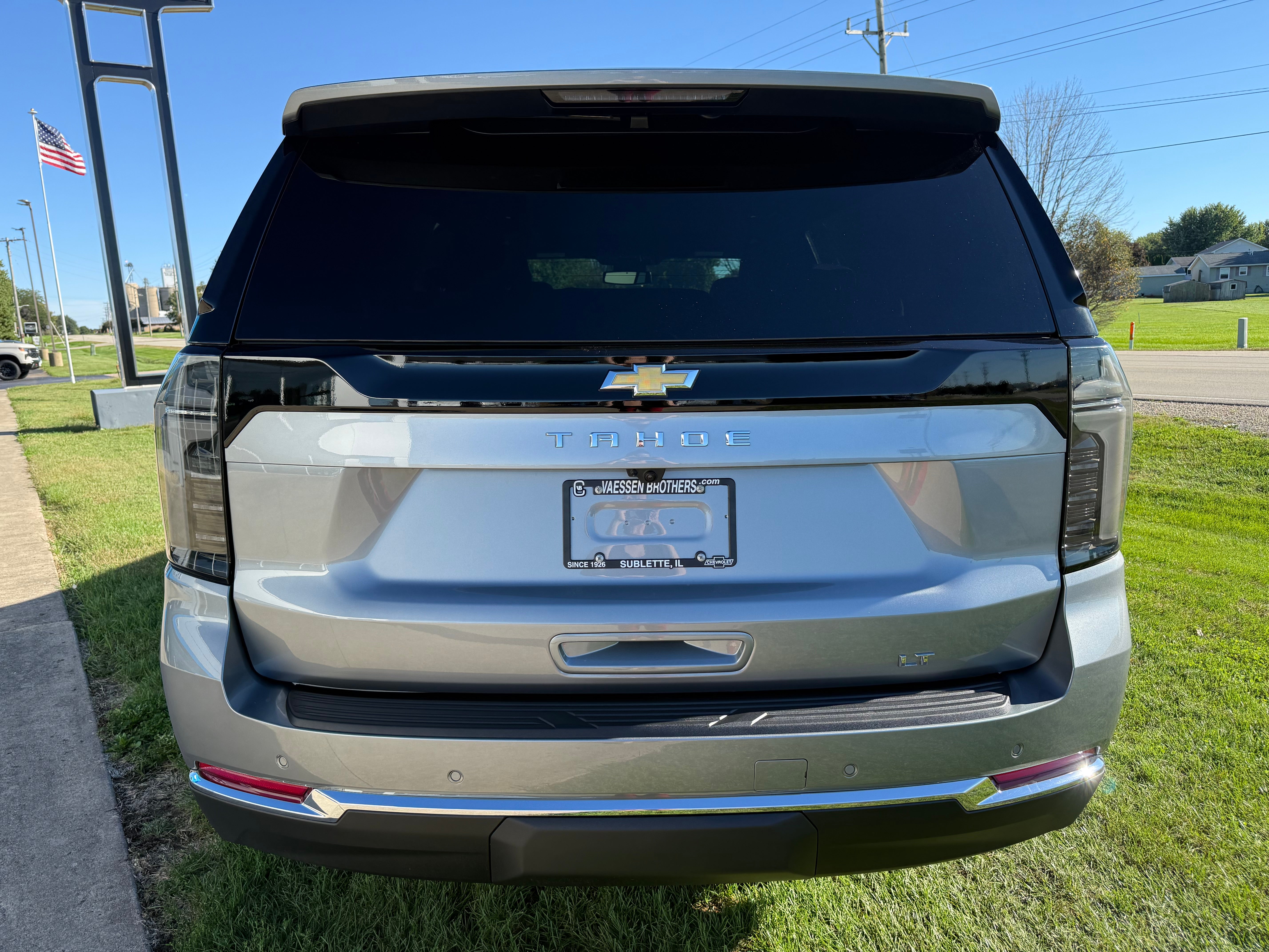 2026 Chevrolet Tahoe LT - Photo 6