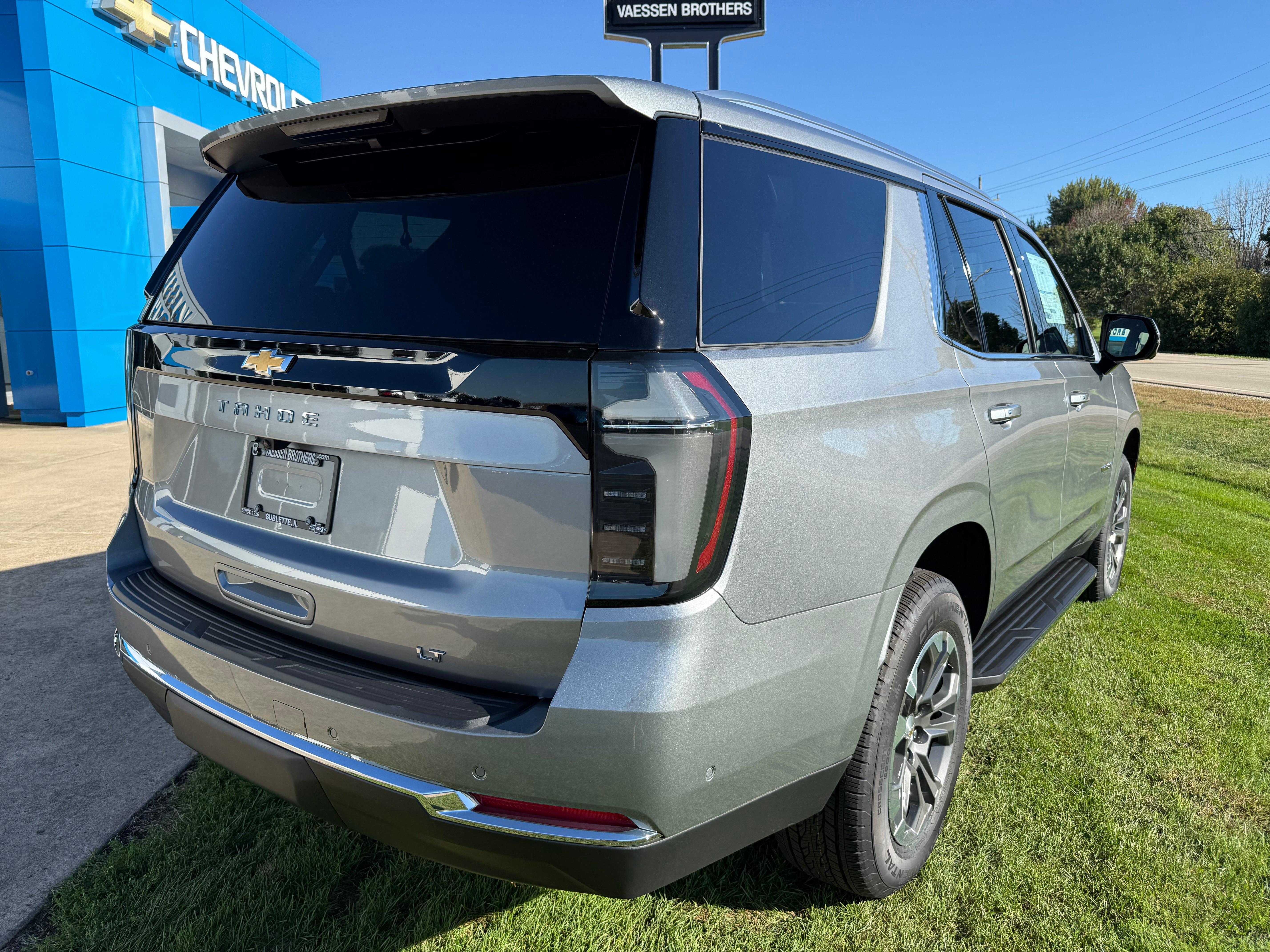 2026 Chevrolet Tahoe LT - Photo 7
