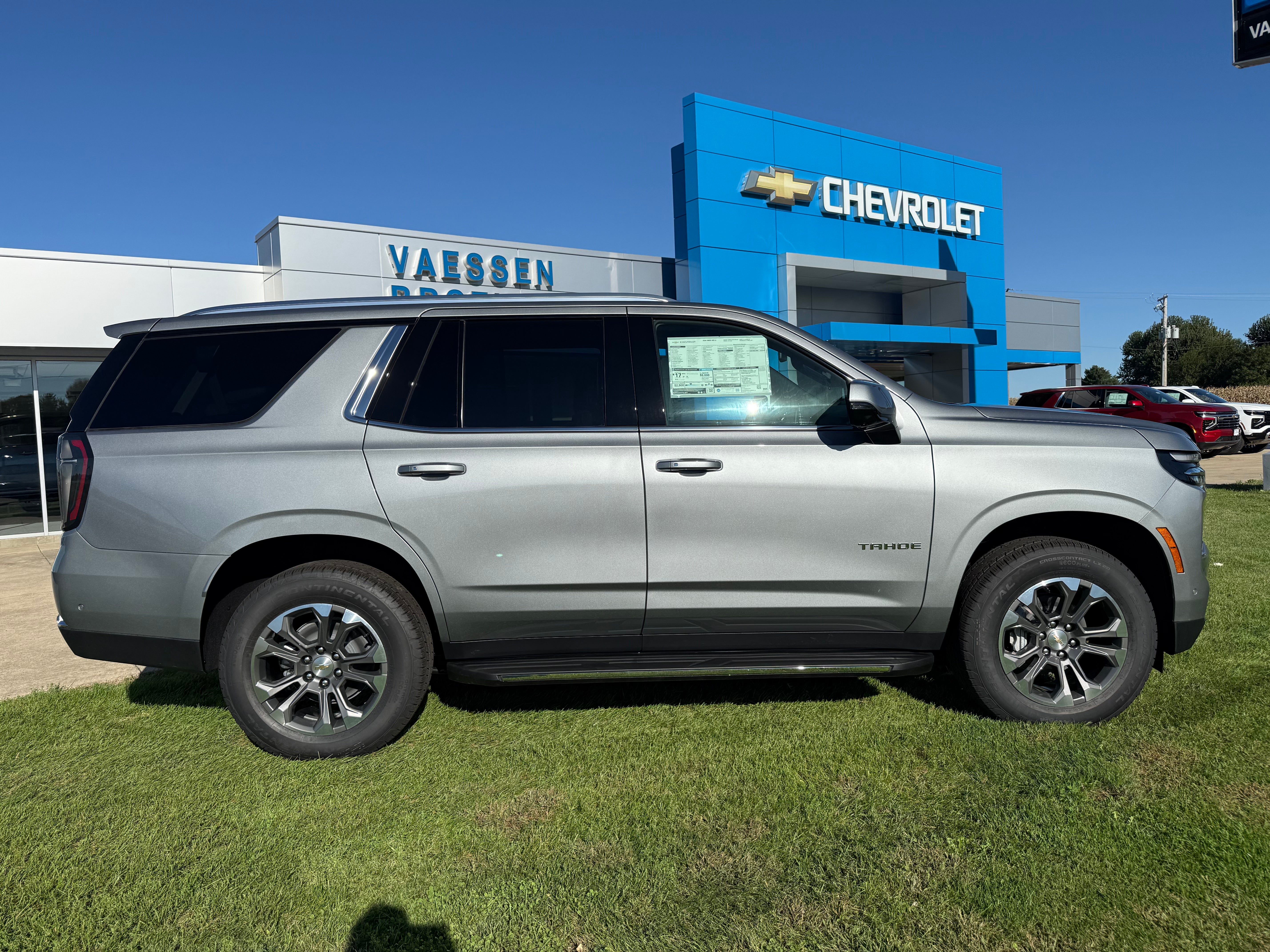 2026 Chevrolet Tahoe LT - Photo 8