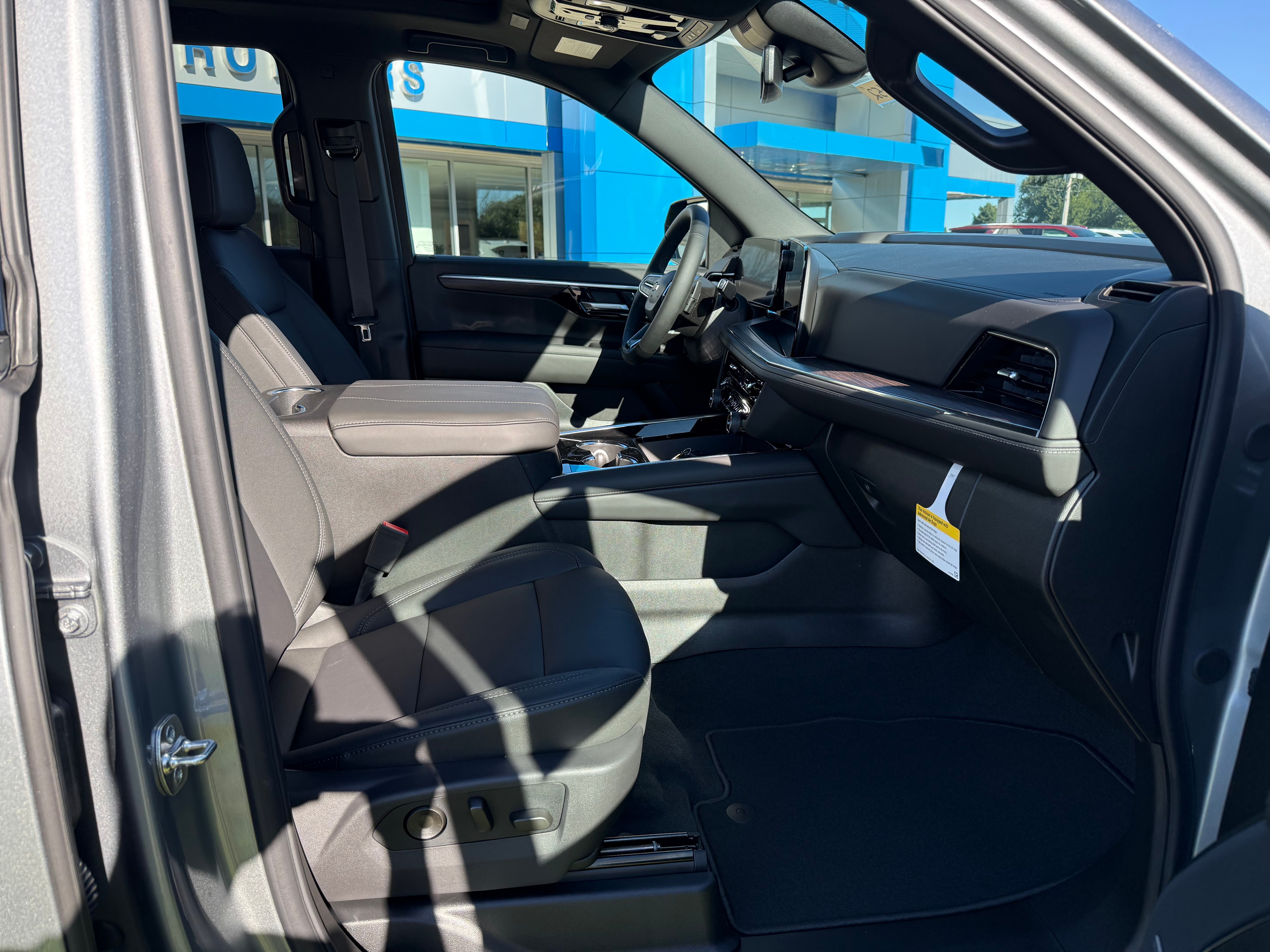 2026 Chevrolet Tahoe LT - Photo 9