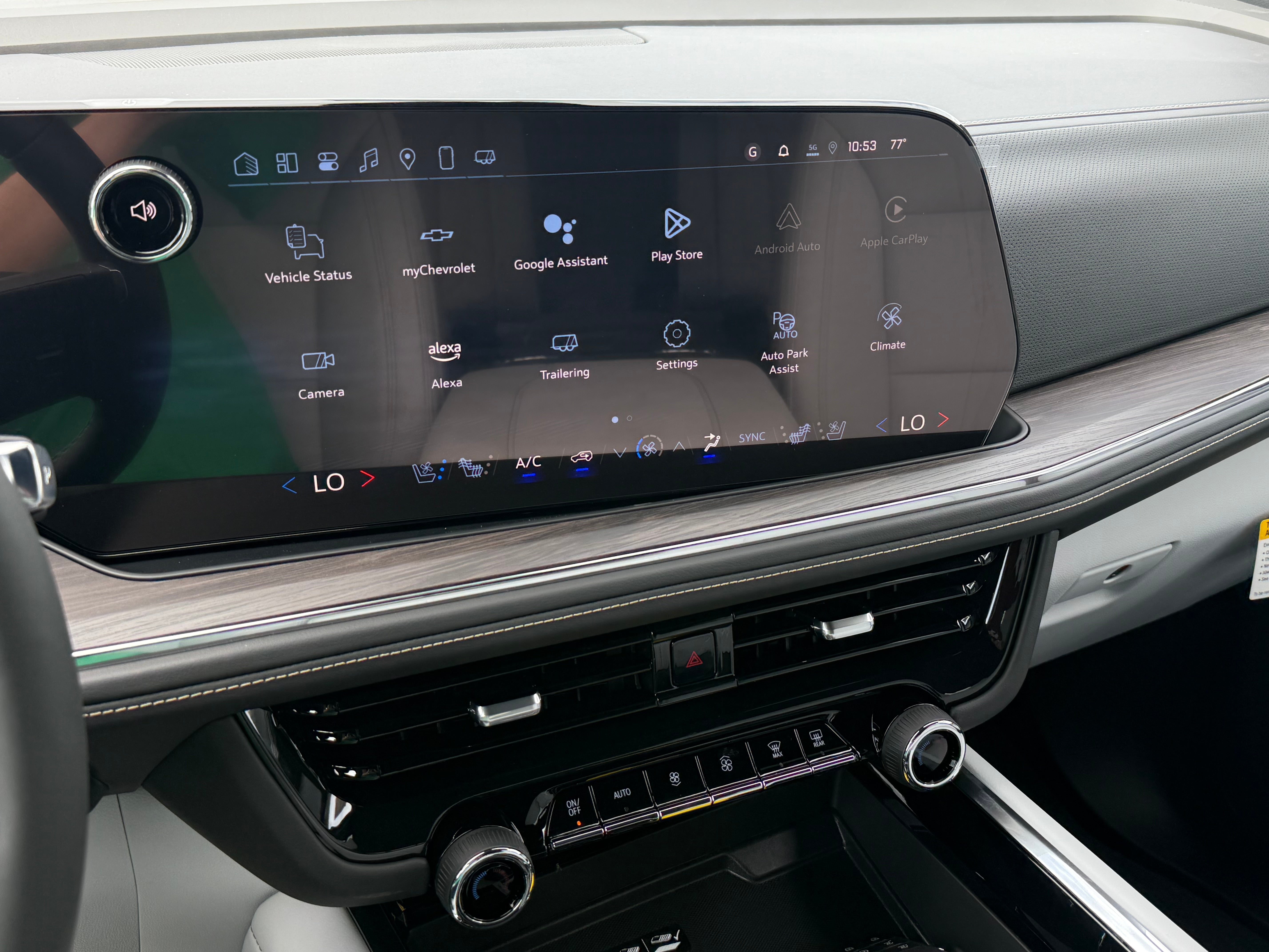 2025 Chevrolet Tahoe Premier