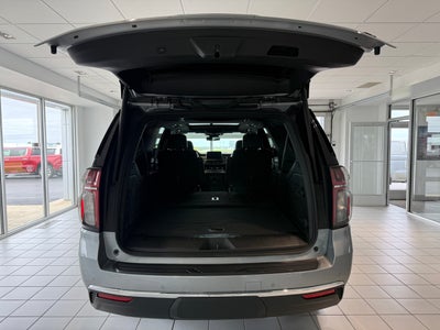 2024 Chevrolet Suburban LT