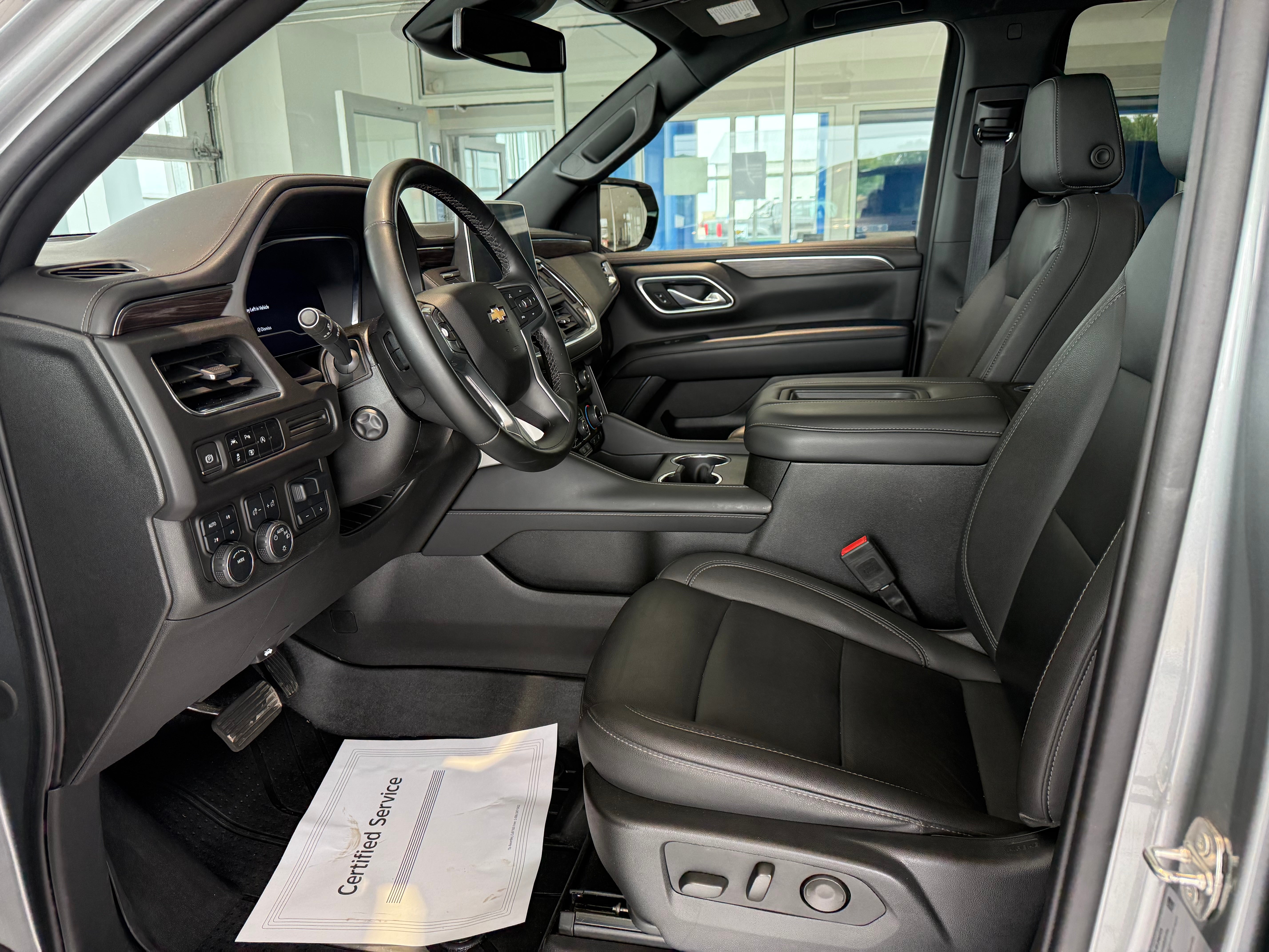 2024 Chevrolet Suburban LT