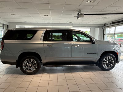 2024 Chevrolet Suburban LT