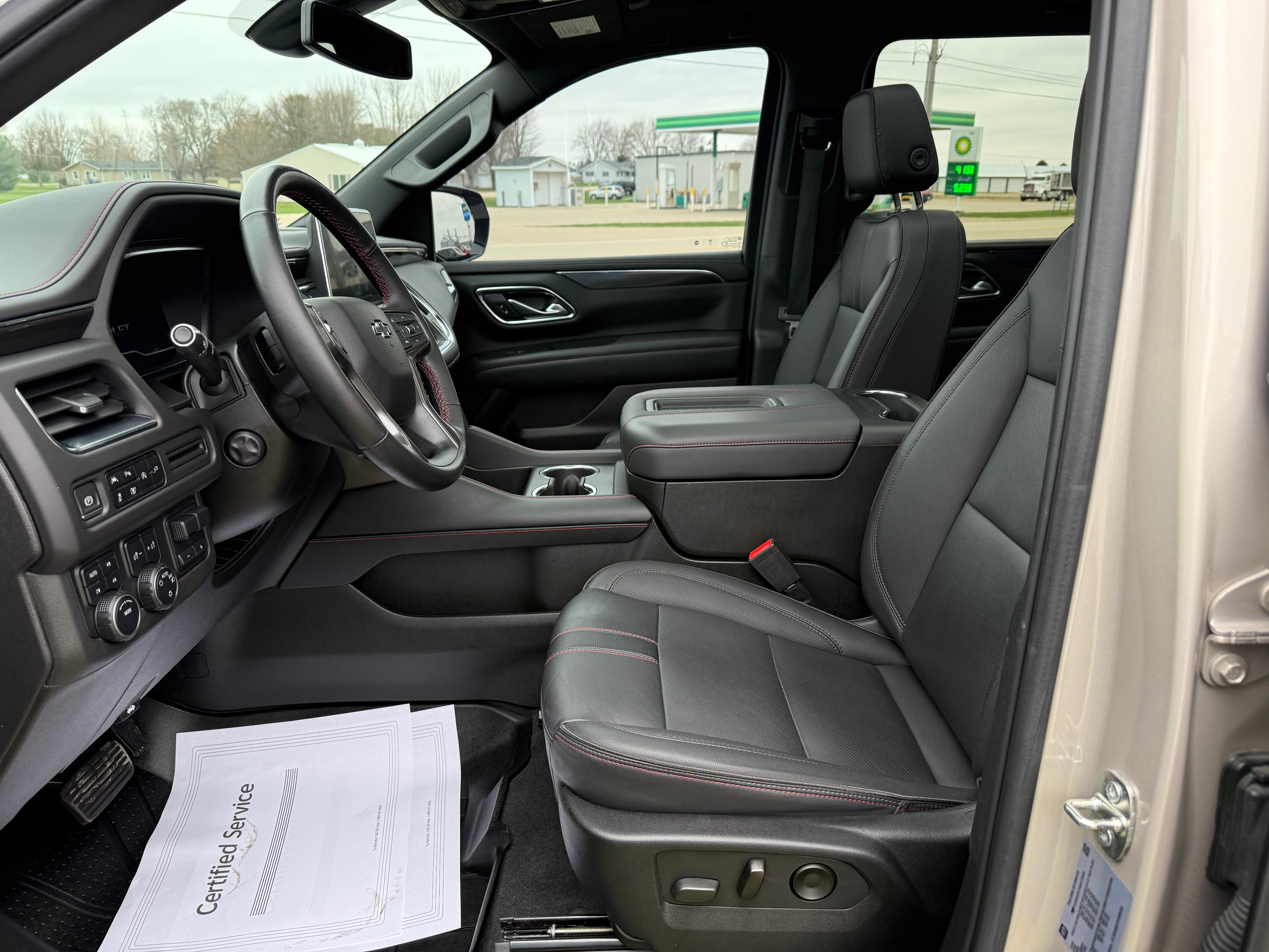 2022 Chevrolet Suburban RST