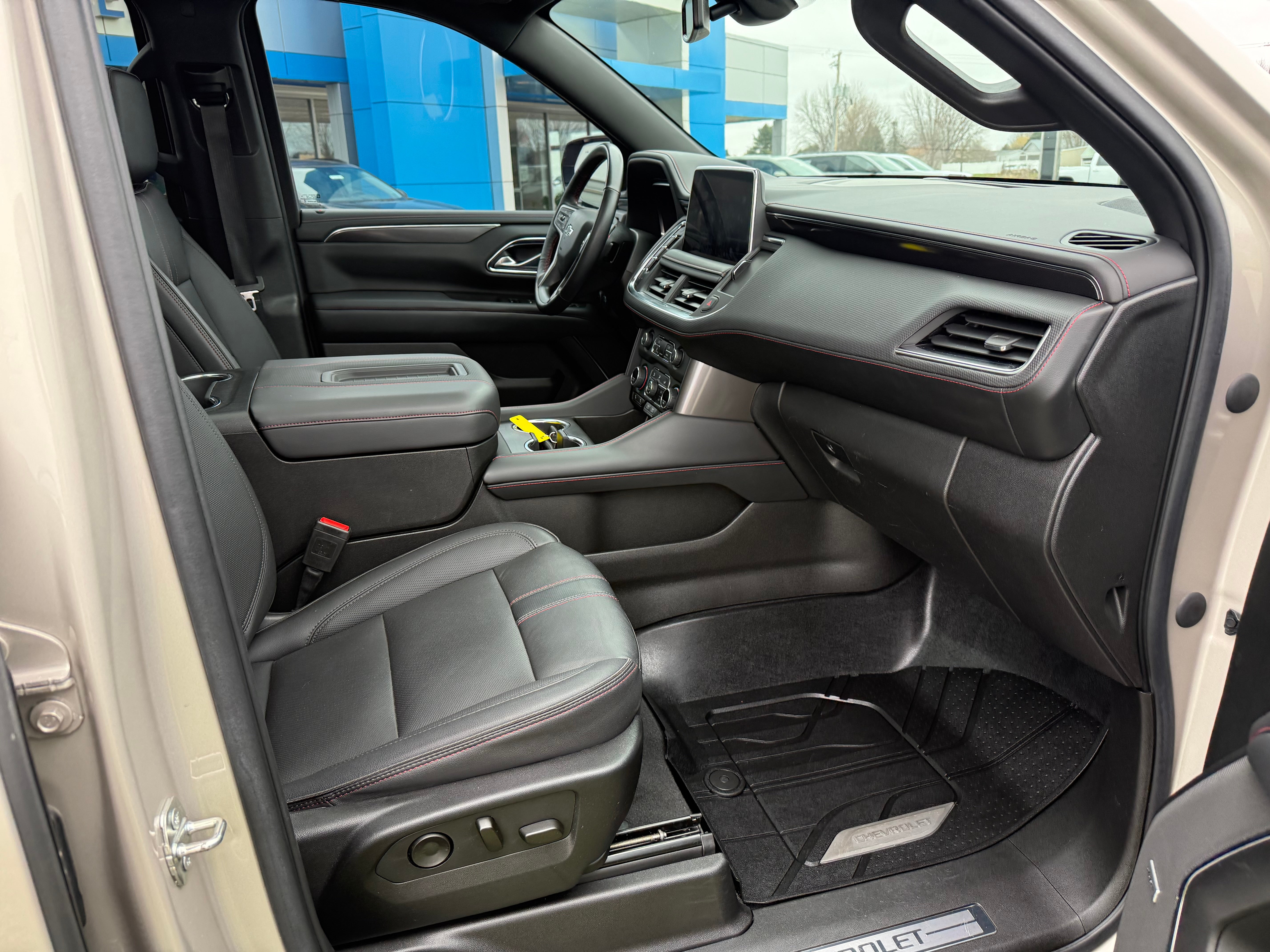 2022 Chevrolet Suburban RST