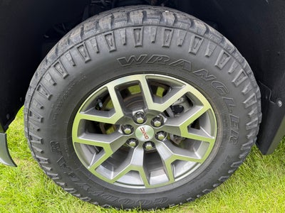 2022 GMC Canyon AT4 - Cloth