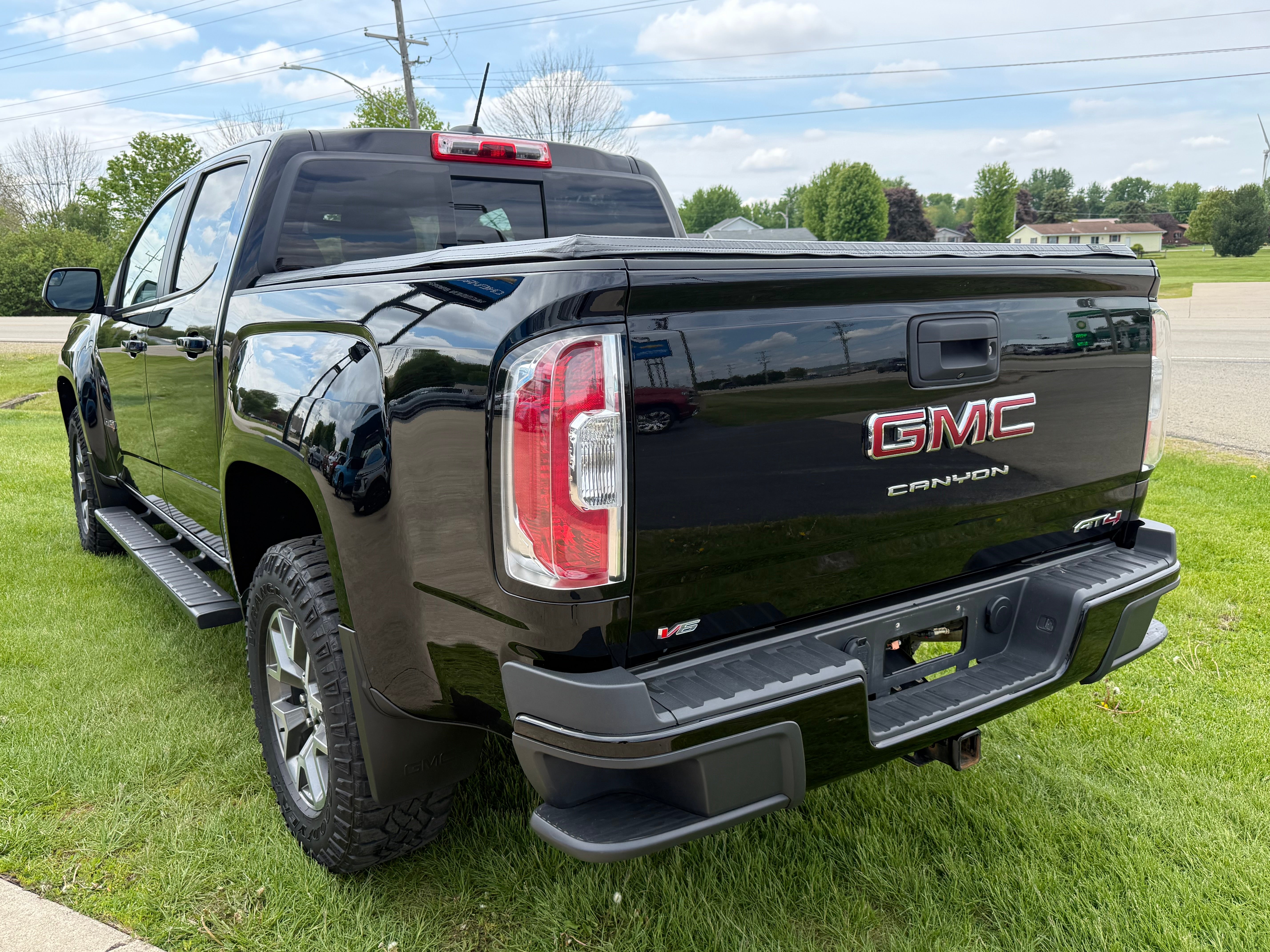 2022 GMC Canyon AT4 - Cloth