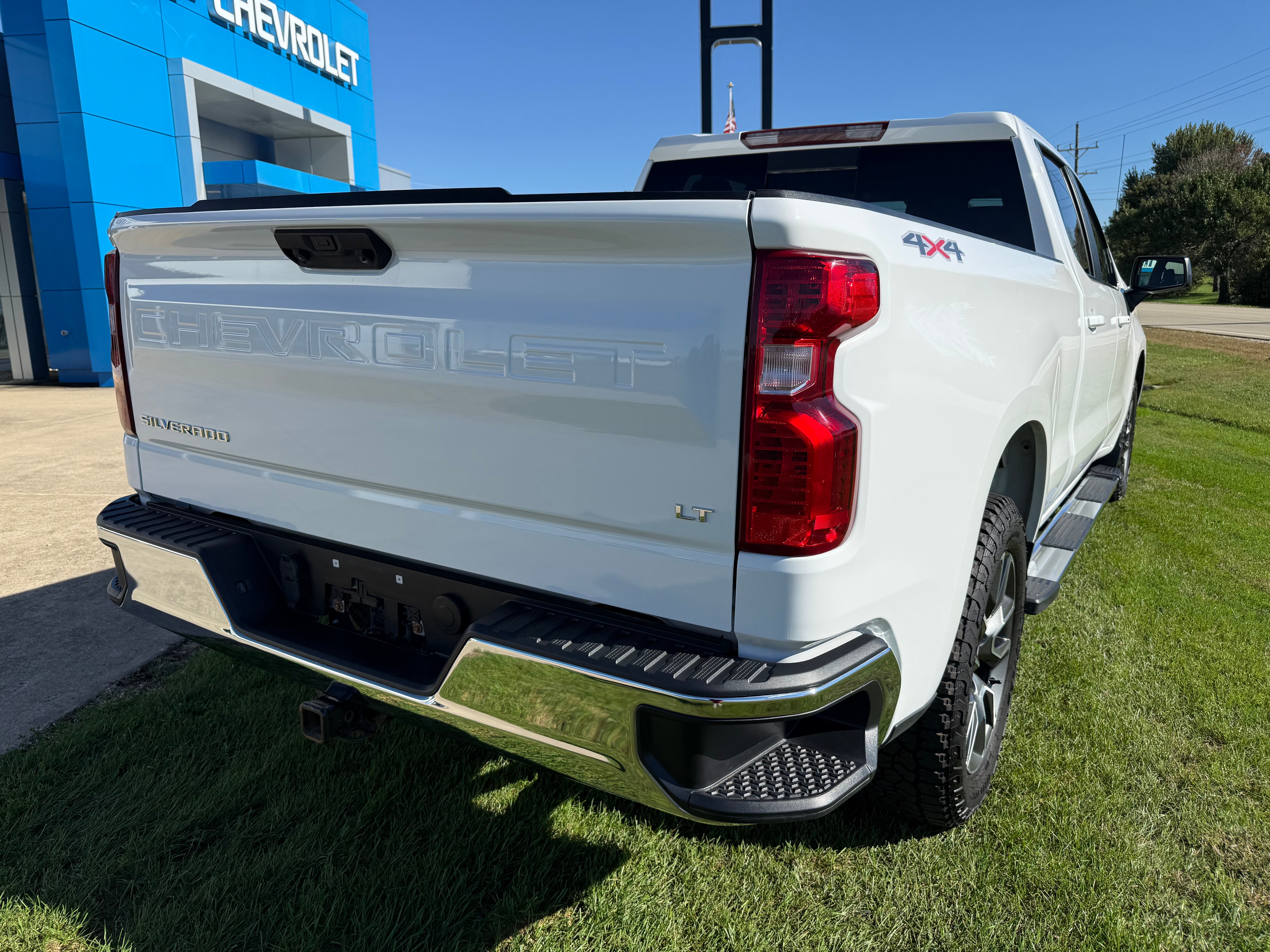 2024 Chevrolet Silverado 1500 LT