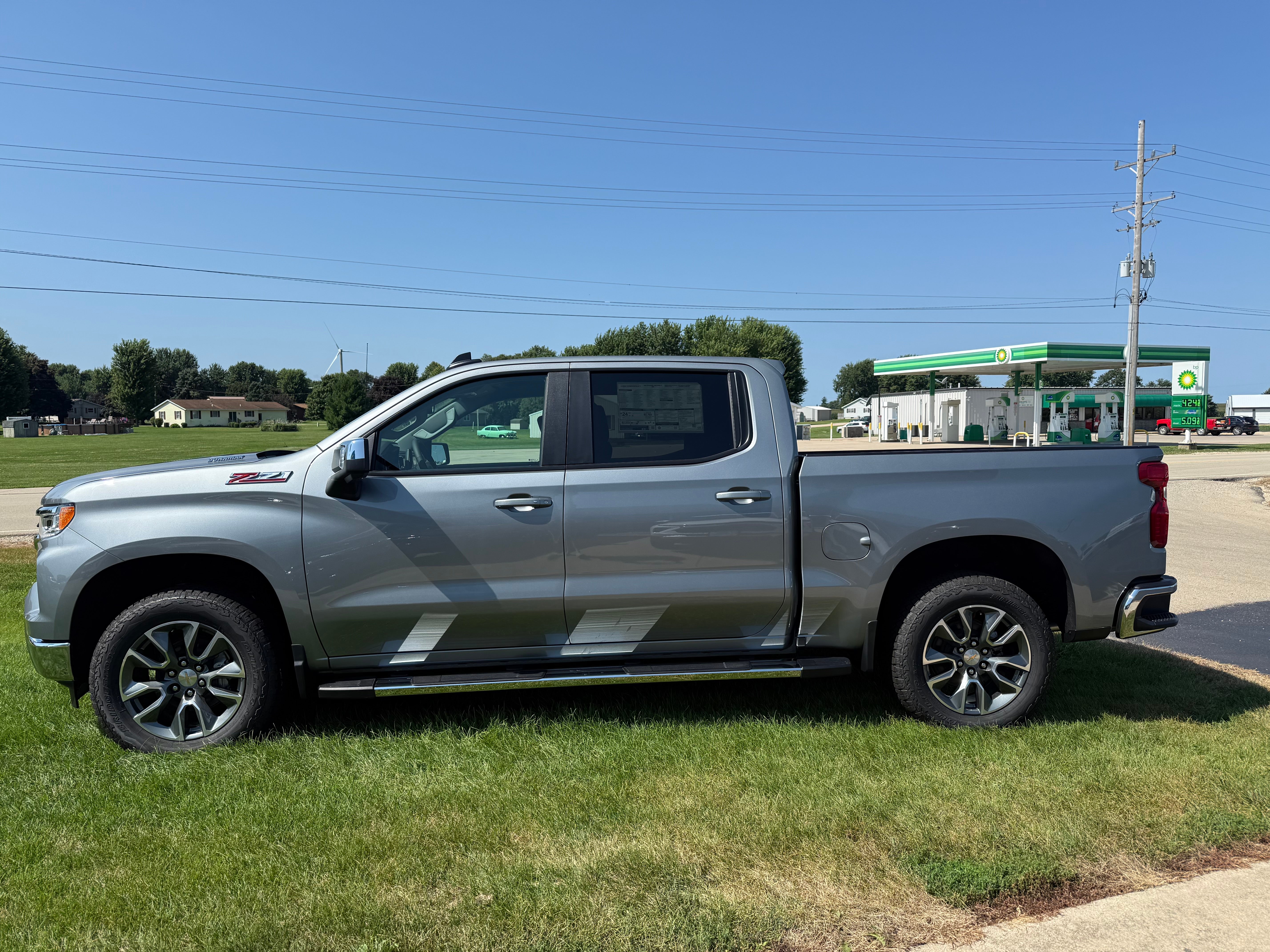 2026 Chevrolet Silverado 1500 LT