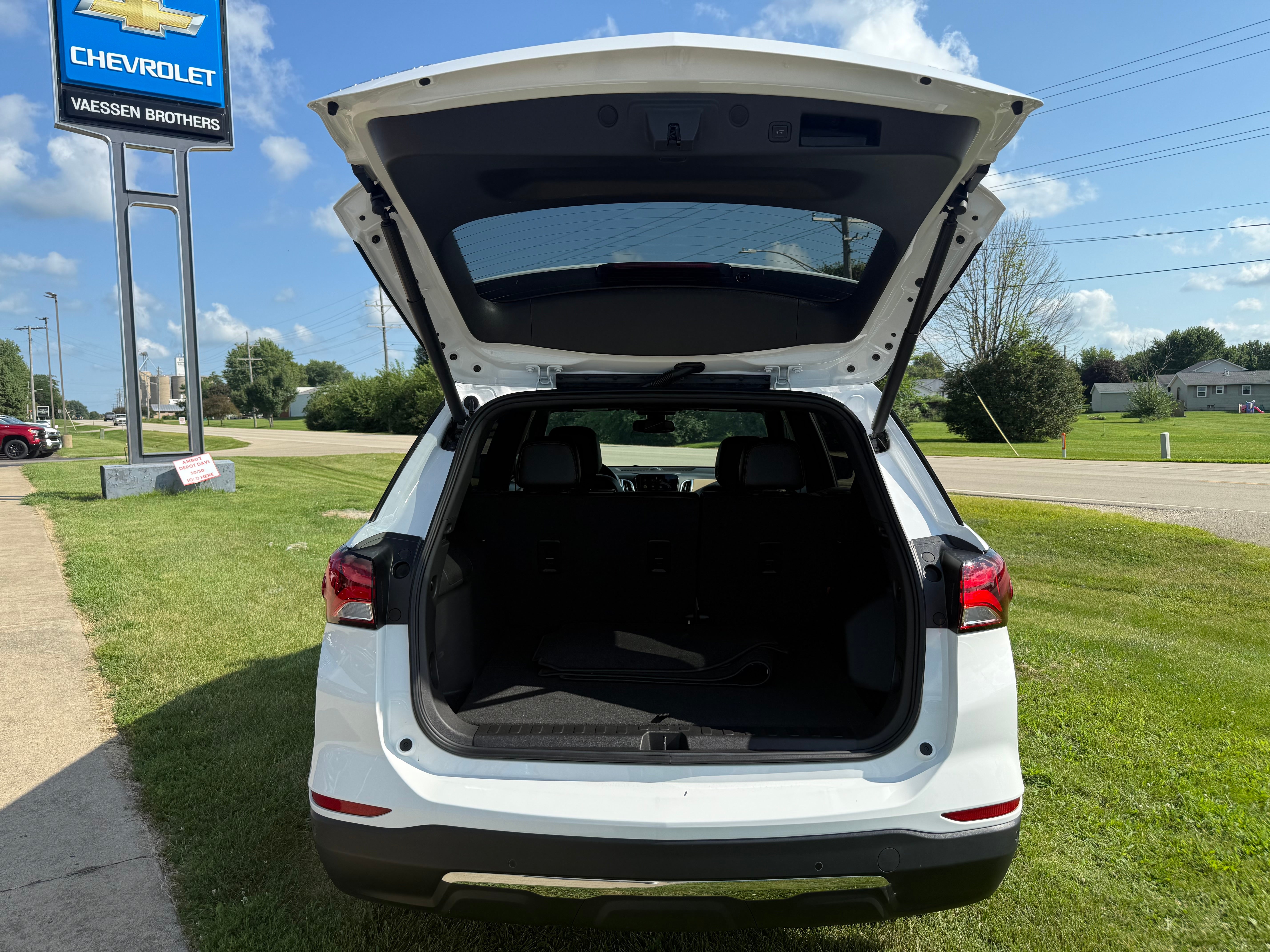 2023 Chevrolet Equinox Premier
