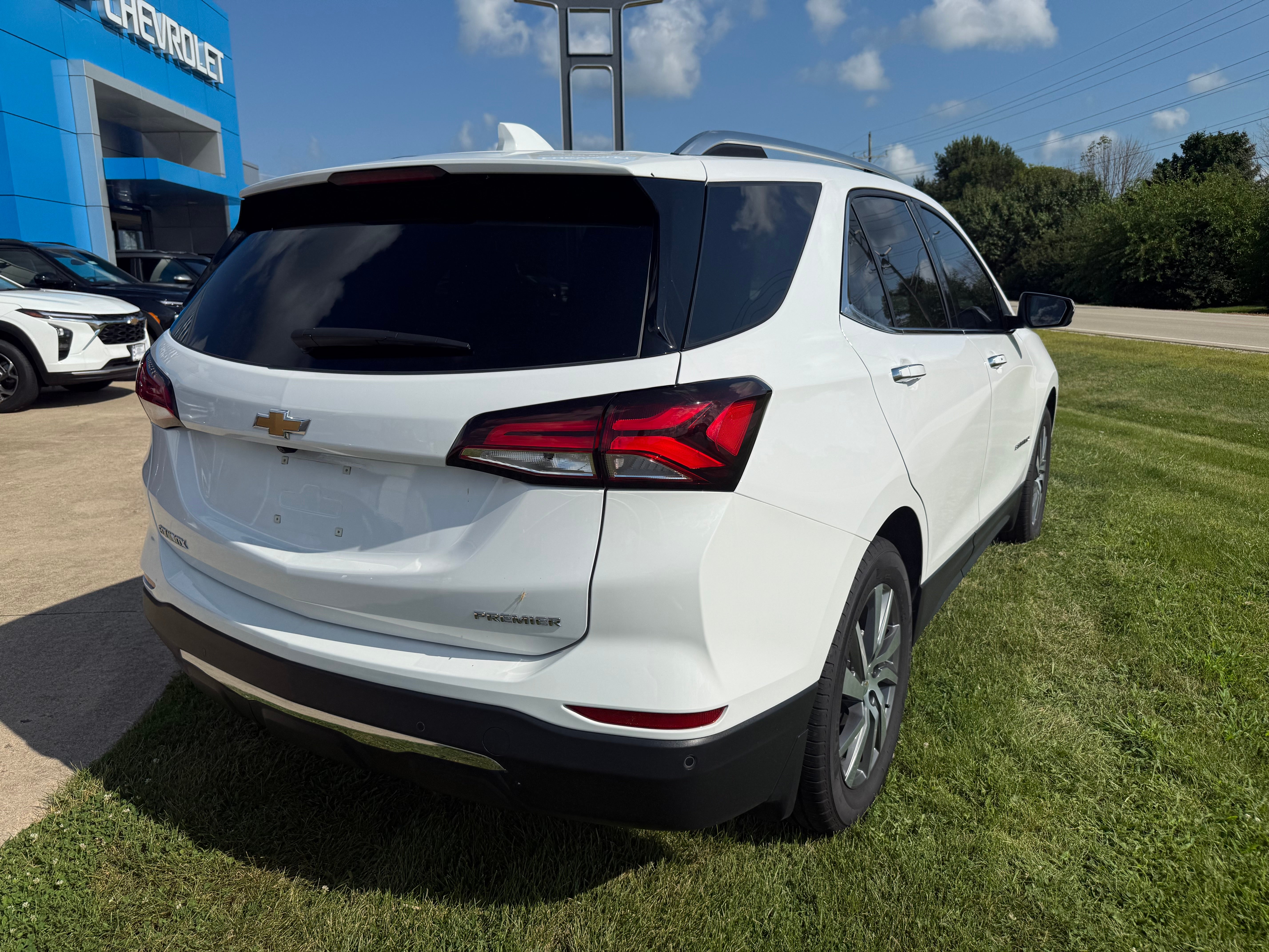 2023 Chevrolet Equinox Premier