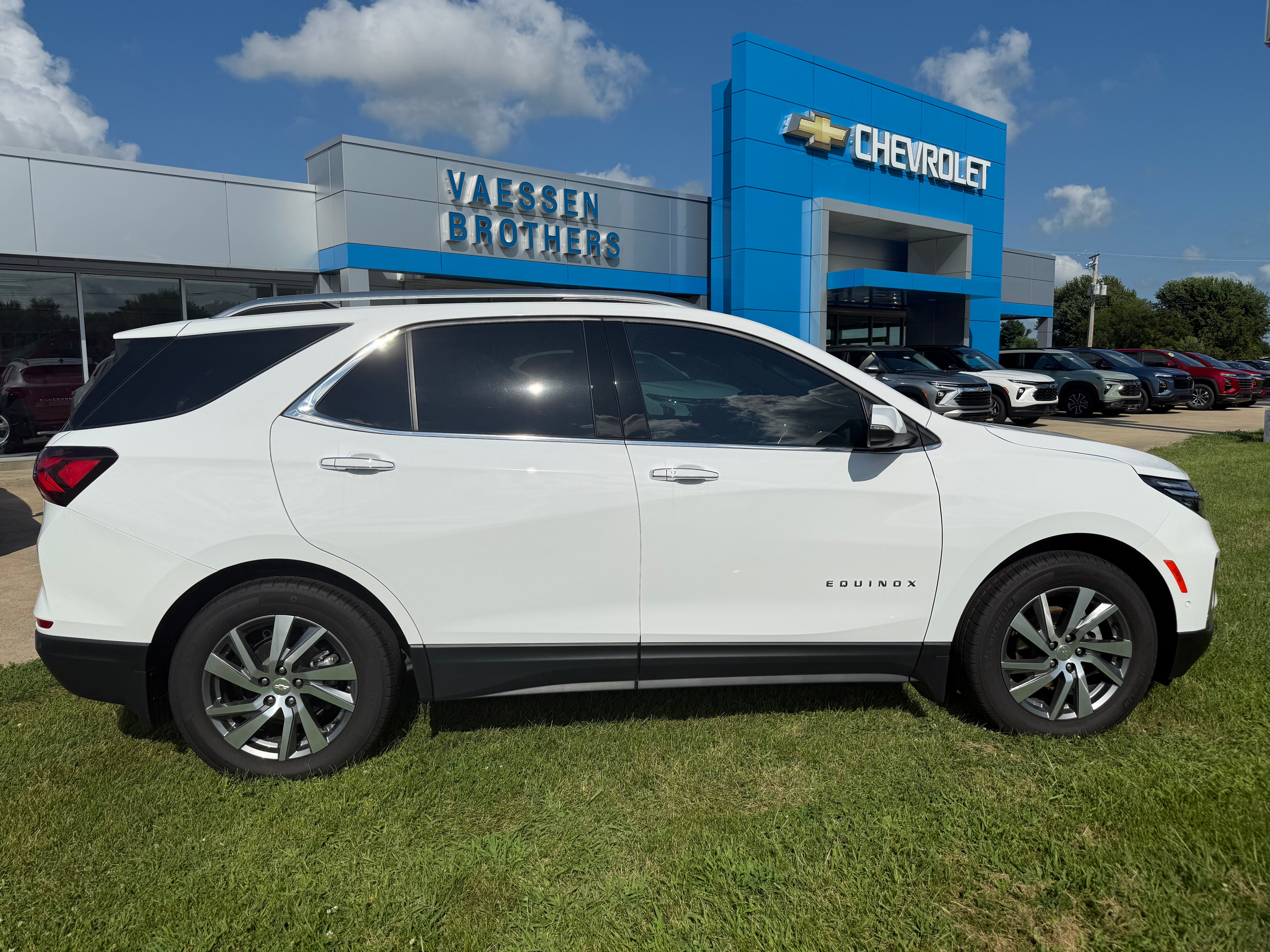 2023 Chevrolet Equinox Premier